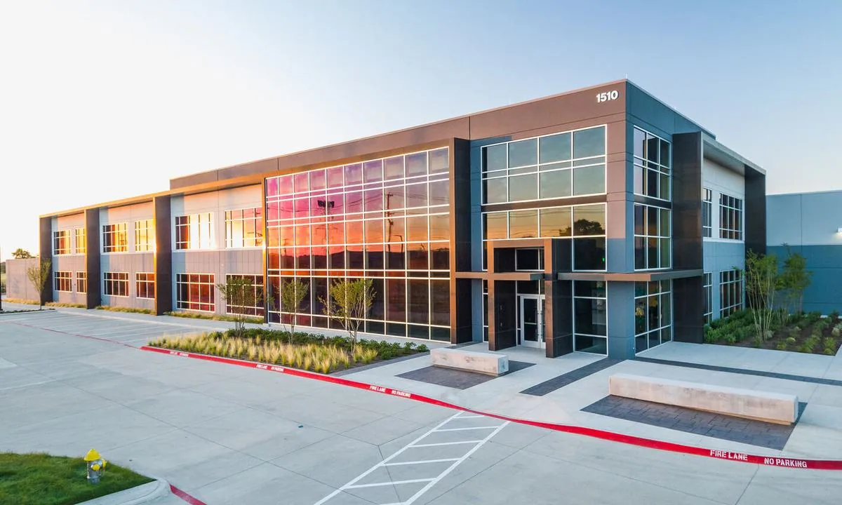 Data Center Roofing in Menifee